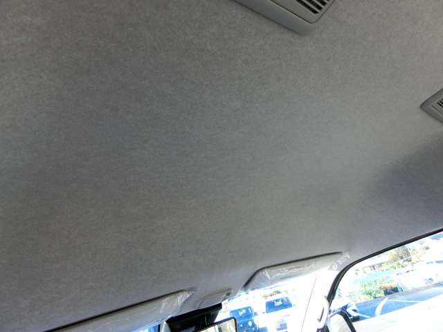 トヨタ ハイエースバン ２．８ ＤＸ ワイド スーパーロング ハイルーフ ディーゼルターボ ４ＷＤ R5年 (中国) 99