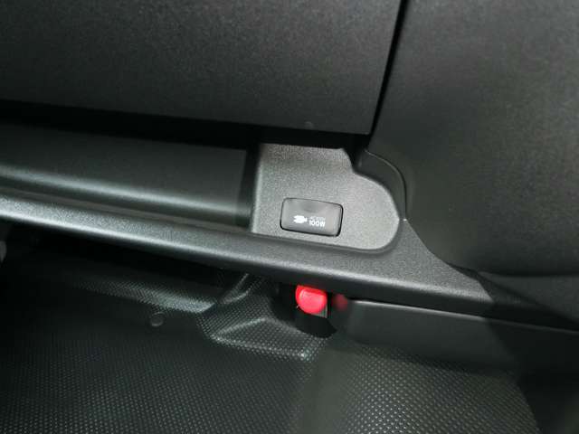 トヨタ ハイエースバン ２．８ ＤＸ ワイド スーパーロング ハイルーフ ディーゼルターボ ４ＷＤ R5年 (中国) 99