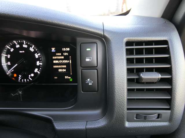 トヨタ ハイエースバン ２．８ ＤＸ ワイド スーパーロング ハイルーフ ディーゼルターボ ４ＷＤ R5年 (中国) 99