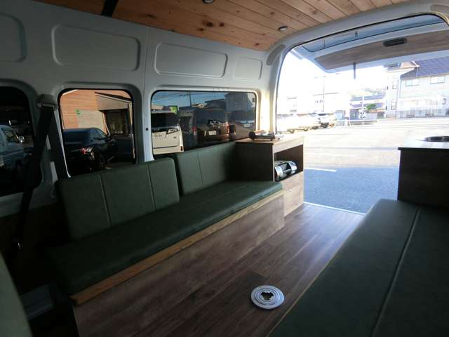 トヨタ ハイエースバン ２．８ ＤＸ ワイド スーパーロング ハイルーフ ディーゼルターボ ４ＷＤ R5年 (中国) 99