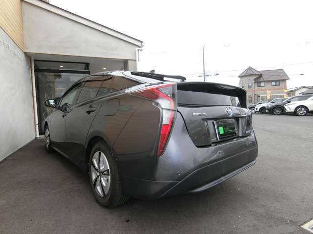 トヨタ プリウス １．８ Ａ H28年 (中国) 99