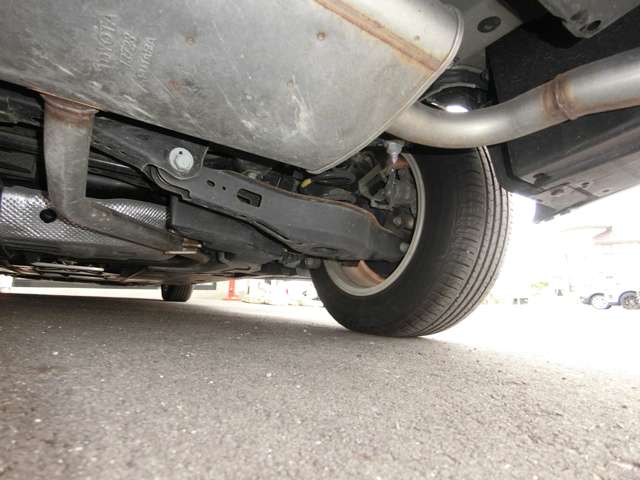 トヨタ プリウス １．８ Ａ H28年 (中国) 99