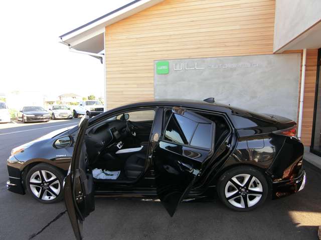 トヨタ プリウス １．８ Ａ ツーリングセレクション H28年 (中国) 99