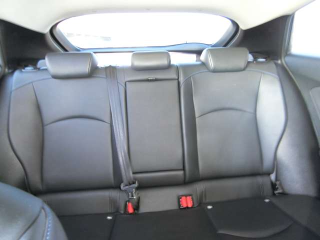 トヨタ プリウス １．８ Ａ ツーリングセレクション H28年 (中国) 99