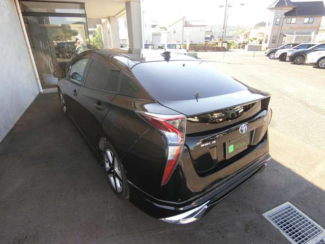 トヨタ プリウス １．８ Ａ ツーリングセレクション H28年 (中国) 99