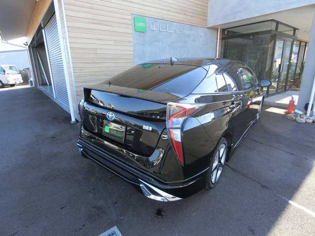 トヨタ プリウス １．８ Ａ ツーリングセレクション H28年 (中国) 99