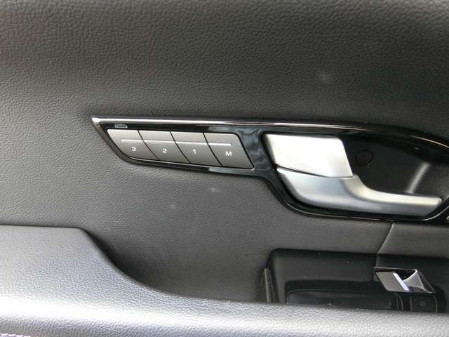 ランドローバー レンジローバーイヴォーク ＳＥ プラス ４ＷＤ H29年 (中国) 99