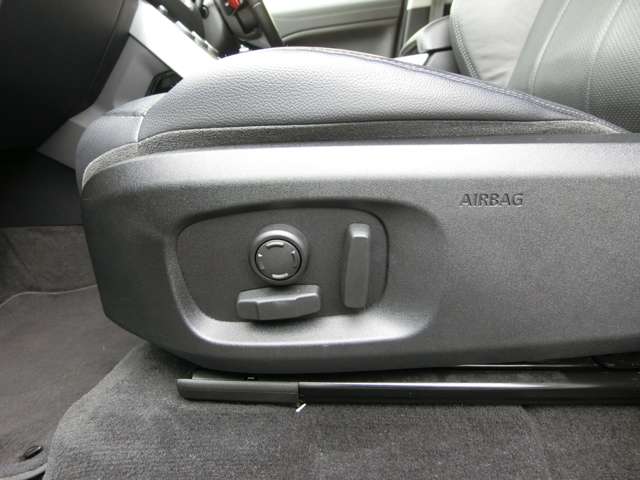 ランドローバー レンジローバーイヴォーク ＳＥ プラス ４ＷＤ H29年 (中国) 99