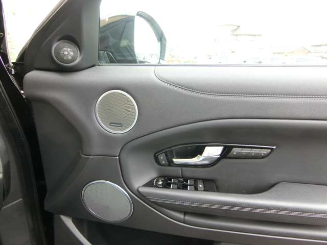 ランドローバー レンジローバーイヴォーク ＳＥ プラス ４ＷＤ H29年 (中国) 99