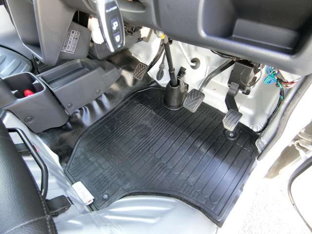 スズキ キャリイトラック ６６０ スーパーキャリイ Ｌ ３方開 H30年 (中国) 99