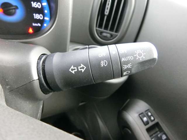 日産 キューブ １．５ １５Ｘ Ｖセレクション H25年 (中国) 99