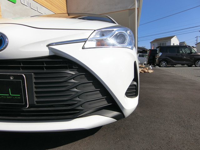 トヨタ ヴィッツ　ハイブリッド １．５ ハイブリッド Ｆ R1年 (中国) 99