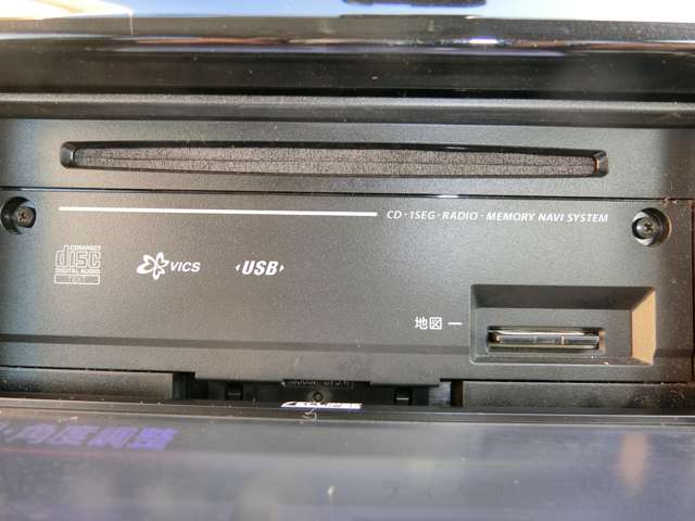 トヨタ ヴィッツ　ハイブリッド １．５ ハイブリッド Ｆ R1年 (中国) 99