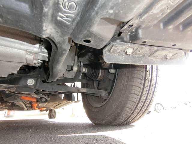 トヨタ ヴィッツ　ハイブリッド １．５ ハイブリッド Ｆ R1年 (中国) 99