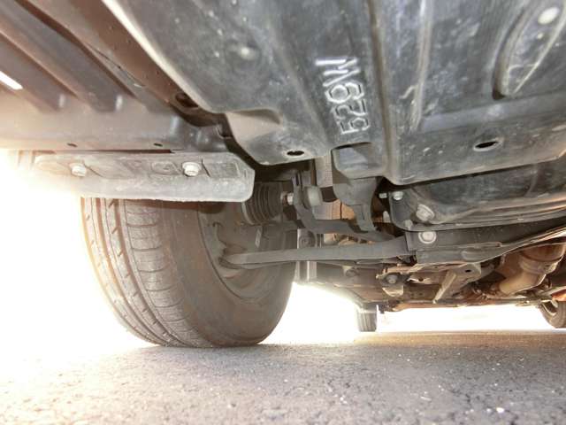 トヨタ ヴィッツ　ハイブリッド １．５ ハイブリッド Ｆ R1年 (中国) 99