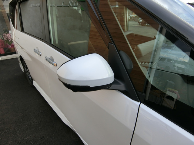 日産 セレナ １．４ Ｅ－ＰＯＷＥＲ ハイウェイスターＶ R5年 (中国) 99