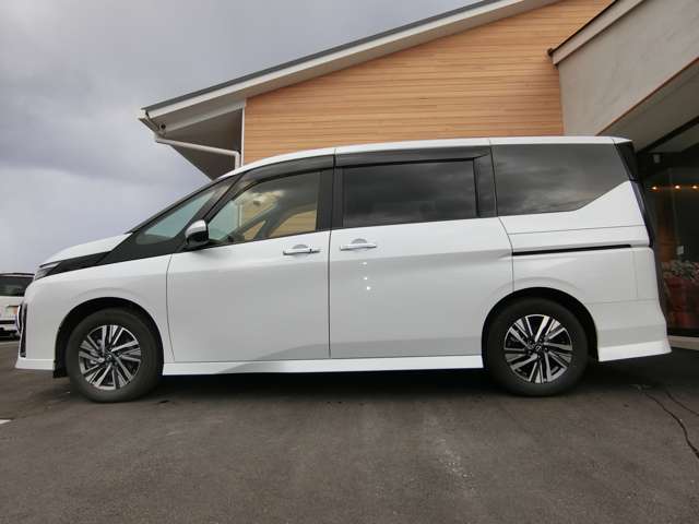 日産 セレナ １．４ Ｅ－ＰＯＷＥＲ ハイウェイスターＶ R5年 (中国) 99