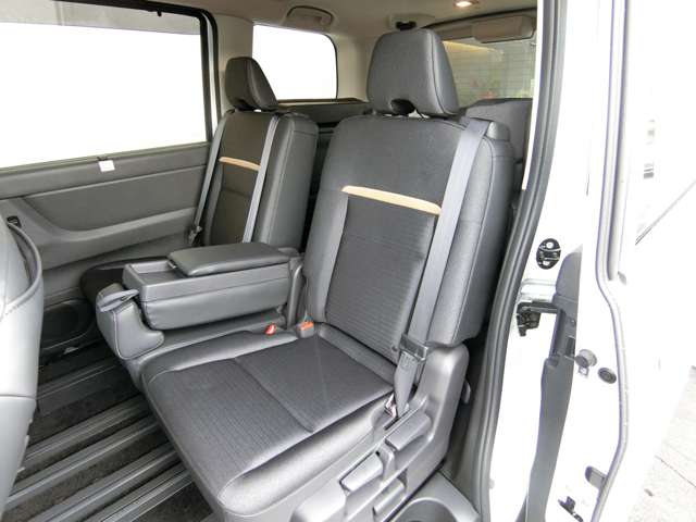 日産 セレナ １．４ Ｅ－ＰＯＷＥＲ ハイウェイスターＶ R5年 (中国) 99