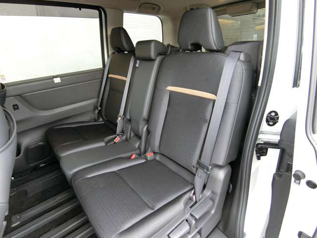 日産 セレナ １．４ Ｅ－ＰＯＷＥＲ ハイウェイスターＶ R5年 (中国) 99