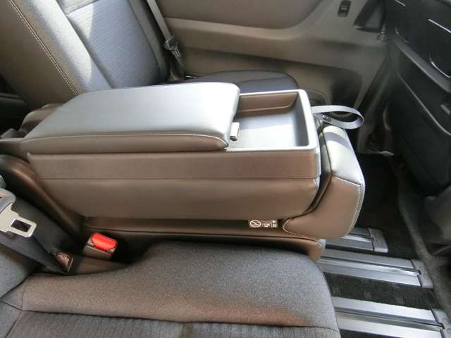 日産 セレナ １．４ Ｅ－ＰＯＷＥＲ ハイウェイスターＶ R5年 (中国) 99