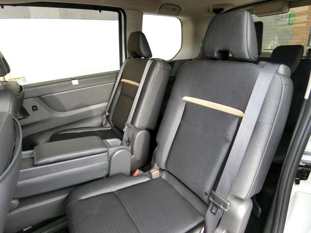 日産 セレナ １．４ Ｅ－ＰＯＷＥＲ ハイウェイスターＶ R5年 (中国) 99