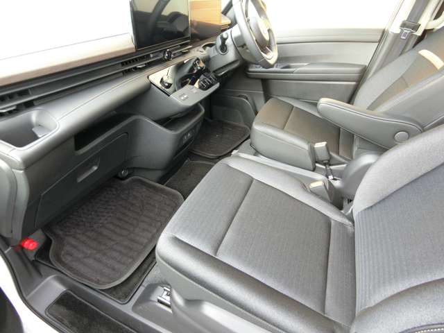 日産 セレナ １．４ Ｅ－ＰＯＷＥＲ ハイウェイスターＶ R5年 (中国) 99