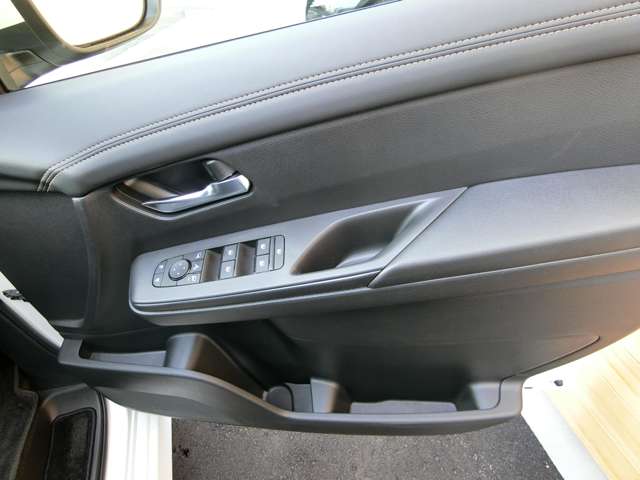 日産 セレナ １．４ Ｅ－ＰＯＷＥＲ ハイウェイスターＶ R5年 (中国) 99