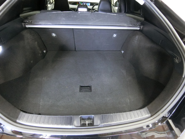 トヨタ プリウス １．８ Ａ プレミアム ツーリングセレクション H29年 (中国) 99