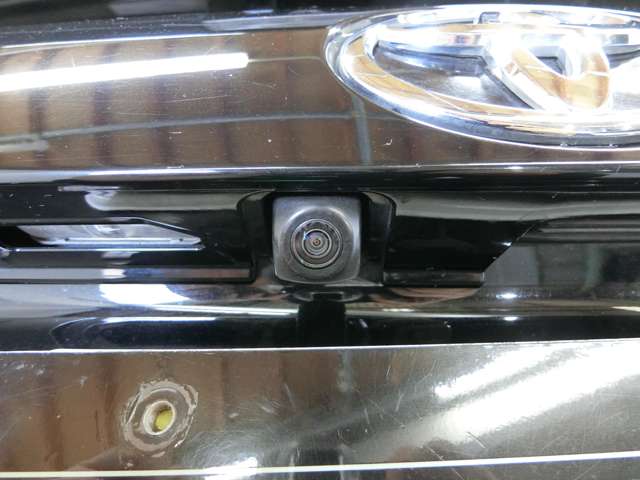 トヨタ プリウス １．８ Ａ プレミアム ツーリングセレクション H29年 (中国) 99