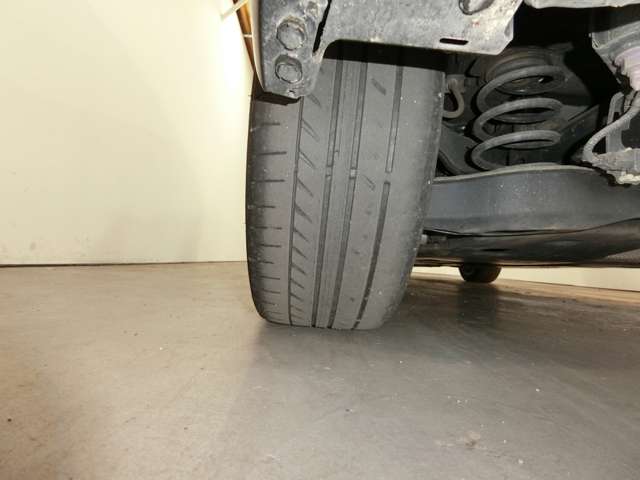 トヨタ プリウス １．８ Ａ プレミアム ツーリングセレクション H29年 (中国) 99