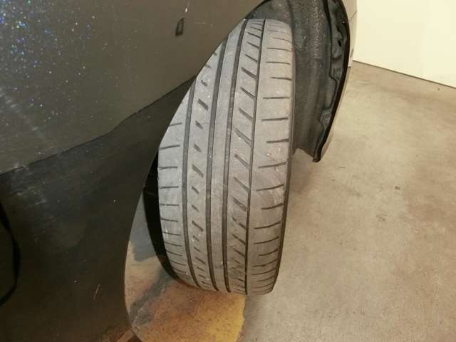 トヨタ プリウス １．８ Ａ プレミアム ツーリングセレクション H29年 (中国) 99