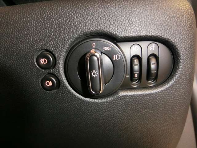 ミニ ミニ ワン ３ドア ＤＣＴ H30年 (中国) 99