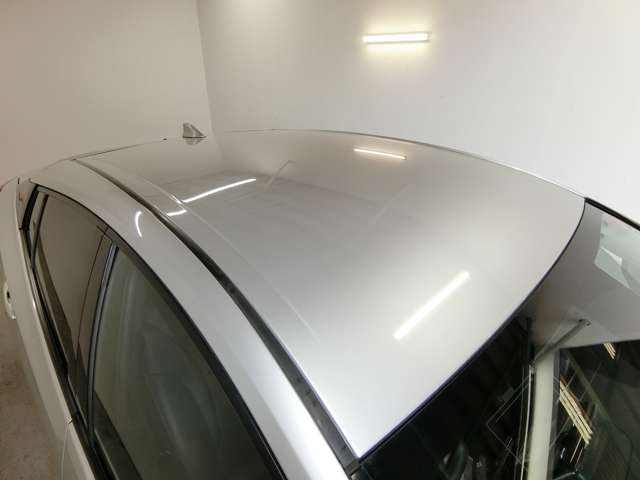 トヨタ プリウス １．８ Ａ ツーリングセレクション H28年 (中国) 99