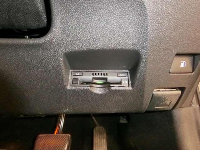 トヨタ プリウス １．８ Ａ ツーリングセレクション H28年 (中国) 99