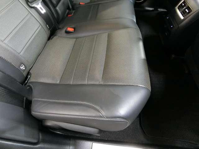 レクサス ＲＸ４５０ｈ ４５０Ｈ Ｆスポーツ ４ＷＤ H27年 (中国) 99