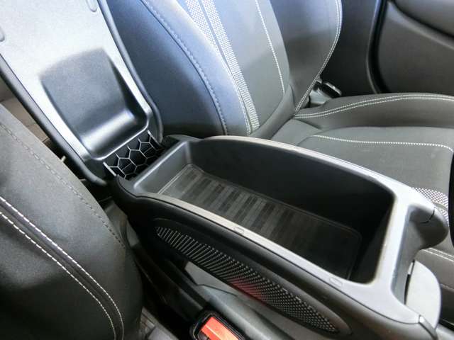 ミニ ミニ クーパーＳ ５ドア H26年 (中国) 99