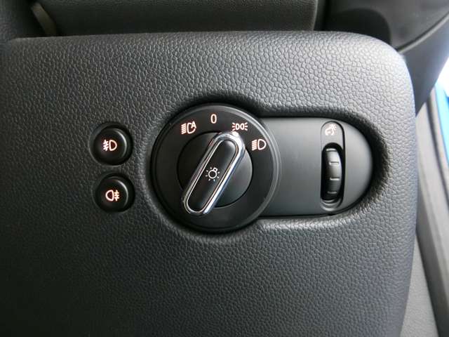 ミニ ミニ クーパーＳ ５ドア H26年 (中国) 99