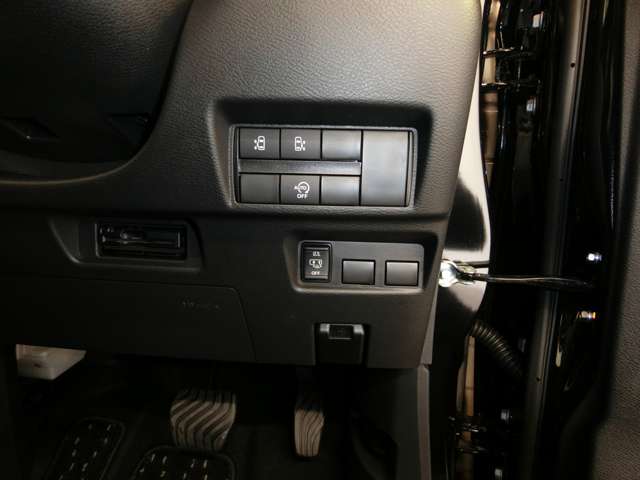 日産 ルークス ６６０ ハイウェイスターＸ プロパイロット エディション R3年 (中国) 99