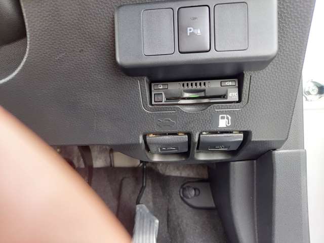 トヨタ タンク １．０ カスタム Ｇ R1年 (九州・沖縄) 99