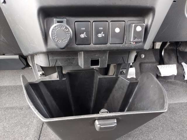 トヨタ タンク １．０ カスタム Ｇ R1年 (九州・沖縄) 99