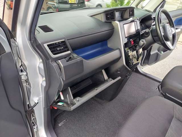 トヨタ タンク １．０ カスタム Ｇ R1年 (九州・沖縄) 99