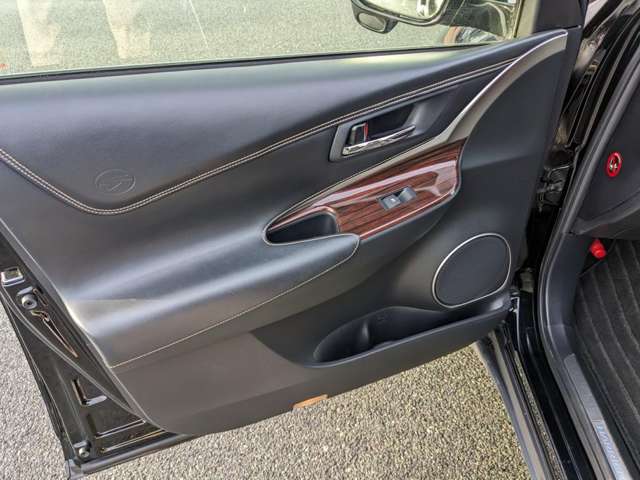 トヨタ ハリアー ２．０ プレミアム H27年 (九州・沖縄) 99