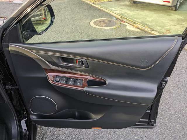 トヨタ ハリアー ２．０ プレミアム H27年 (九州・沖縄) 99