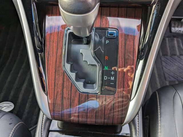 トヨタ ハリアー ２．０ プレミアム H27年 (九州・沖縄) 99