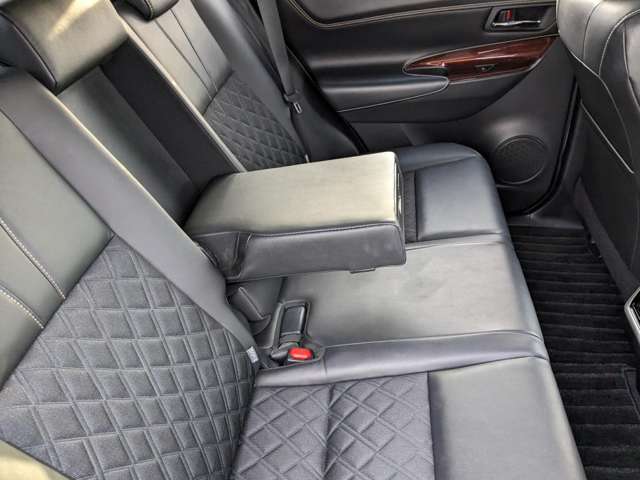 トヨタ ハリアー ２．０ プレミアム H27年 (九州・沖縄) 99