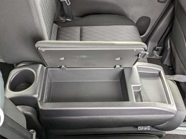 日産 セレナ ２．０ ハイウェイスター Ｖ R3年 (九州・沖縄) 99