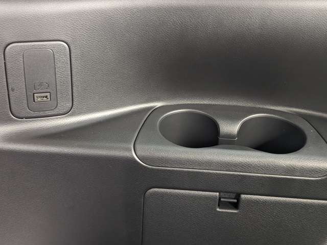 日産 セレナ ２．０ ハイウェイスター Ｖ R3年 (九州・沖縄) 99