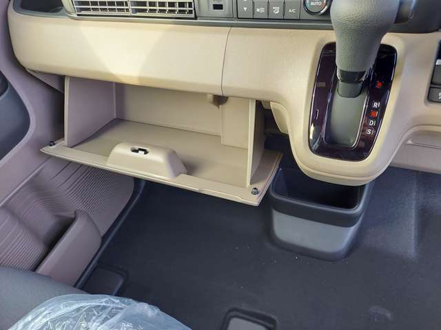 ホンダ Ｎ　ＢＯＸ ジョイ ６６０ ２トーン R6年 (九州・沖縄) 99