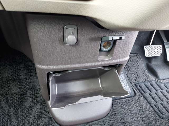 ホンダ Ｎ　ＢＯＸ ６６０ Ｇ Ｌ ホンダセンシング H29年 (九州・沖縄) 99