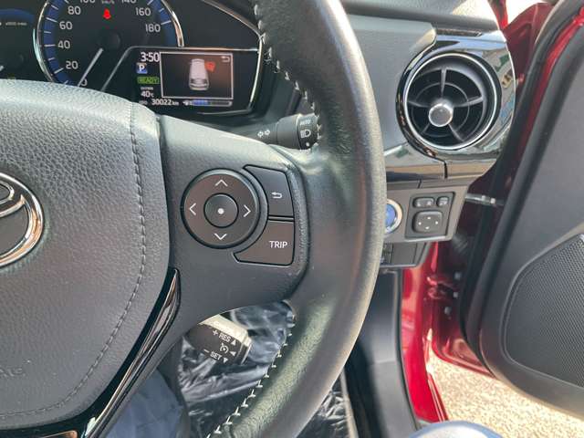 トヨタ カローラフィールダー　ハイブリッド １．５ ハイブリッド Ｇ Ｗ×Ｂ H30年 (東北) 99